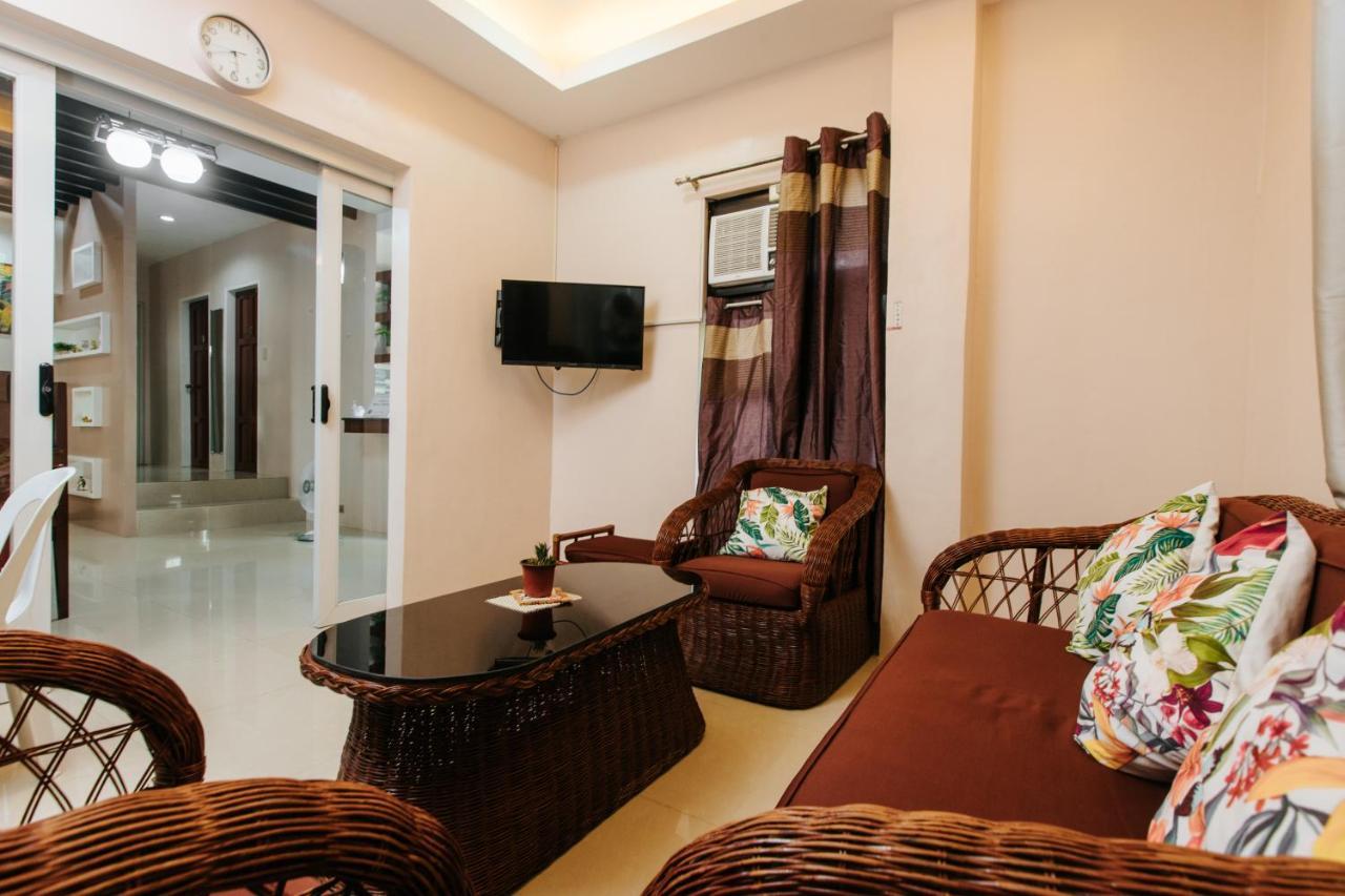 Bahay Ni Kikay Vacation Rental - Wifi Included General Santos City Extérieur photo