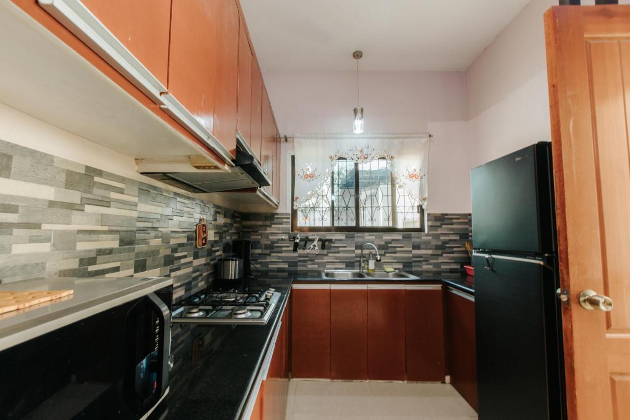 Bahay Ni Kikay Vacation Rental - Wifi Included General Santos City Extérieur photo