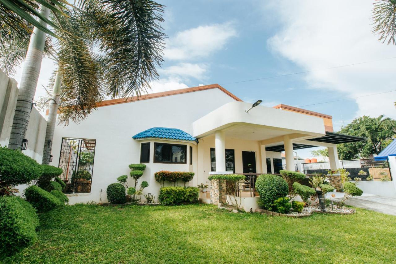 Bahay Ni Kikay Vacation Rental - Wifi Included General Santos City Extérieur photo